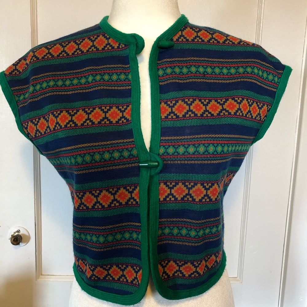Colorful Vintage Patterned Knit Vest